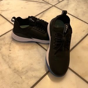 Womens clove healthcare shoes